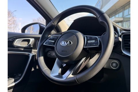 Kia Xceed 1.6 GDI PHEV DYNLINE AIRCO LMV PDC-CAMERA NAVI.