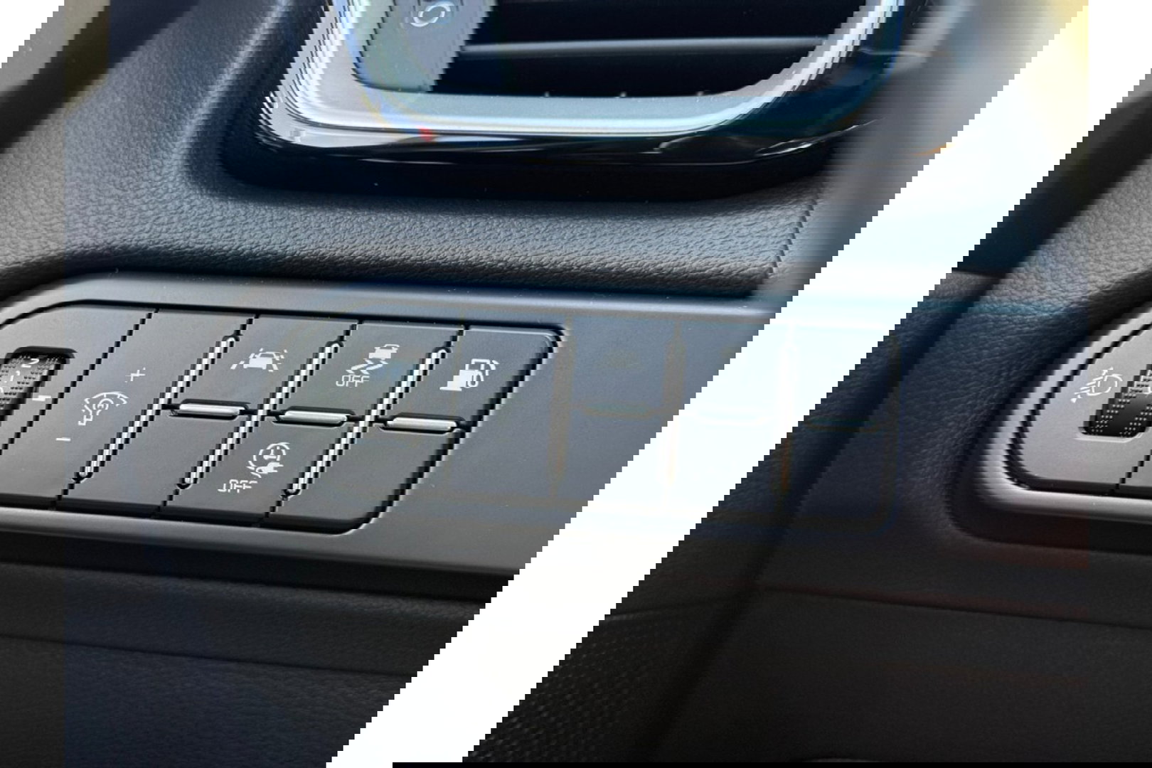 Kia Xceed 1.6 GDI PHEV DYNLINE AIRCO LMV PDC-CAMERA NAVI.