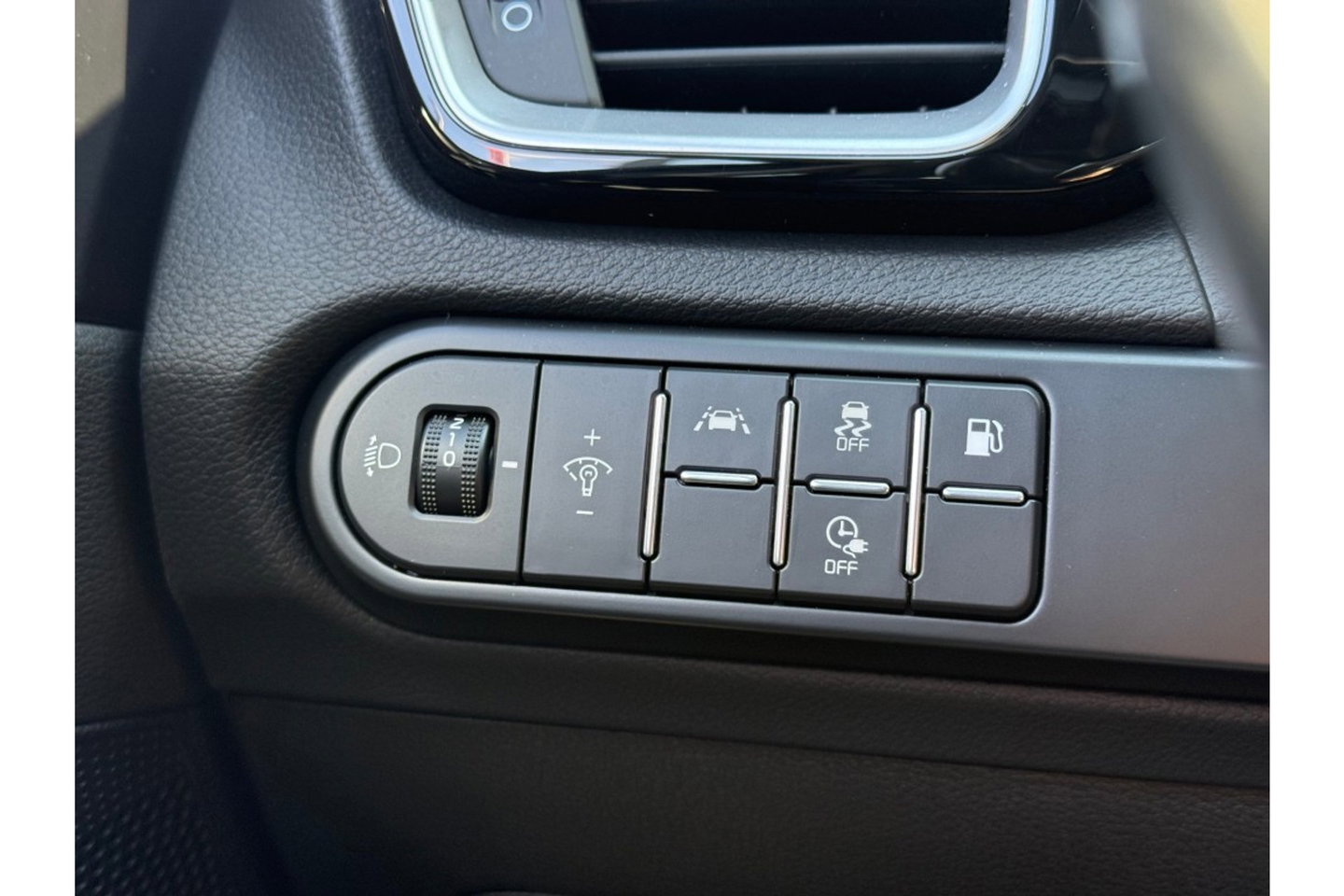 Kia Xceed 1.6 GDI PHEV DYNLINE AIRCO LMV PDC-CAMERA NAVI.