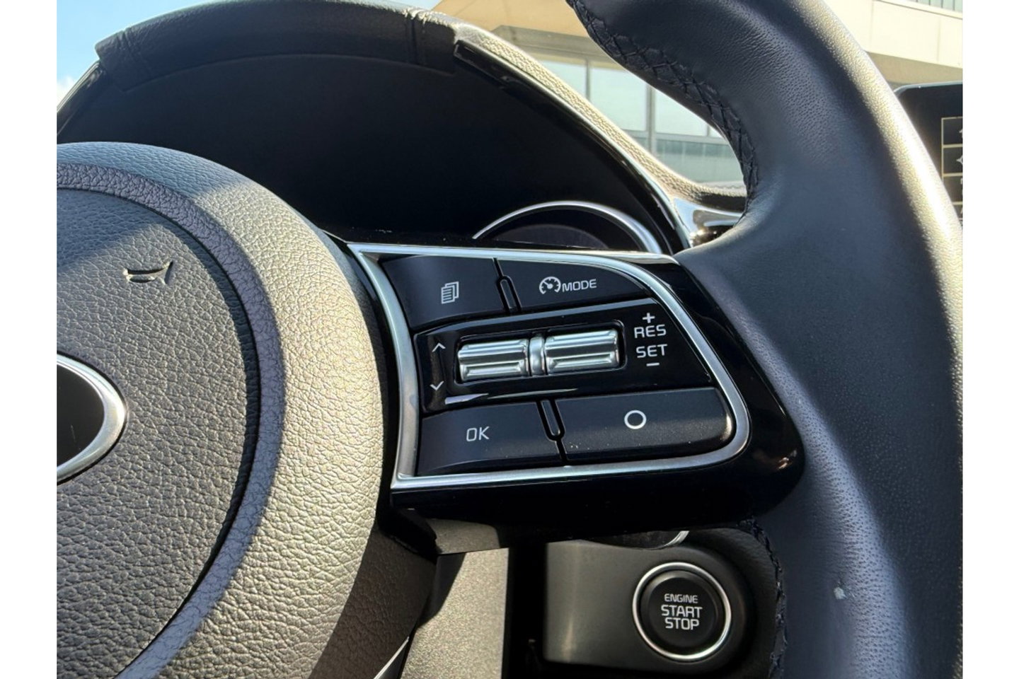 Kia Xceed 1.6 GDI PHEV DYNLINE AIRCO LMV PDC-CAMERA NAVI.