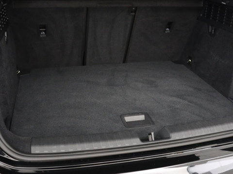 Audi A3 2.0 TFSI S3 quattro | Adaptive cruise | Bang & Olufsen | Matrix LED | Leder/Alcantara | Park Assist | Stoelverwarming | Virtual Cockpit | Carplay | Navigatie | Sportstoelen | Climate control