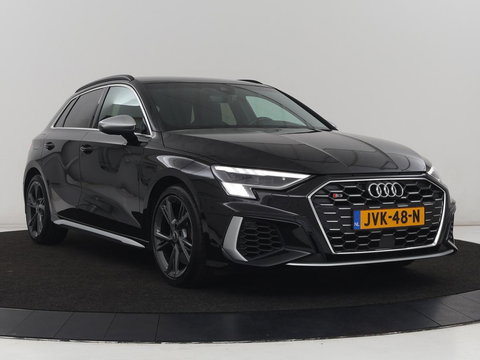 Audi A3 2.0 TFSI S3 quattro | Adaptive cruise | Bang & Olufsen | Matrix LED | Leder/Alcantara | Park Assist | Stoelverwarming | Virtual Cockpit | Carplay | Navigatie | Sportstoelen | Climate control