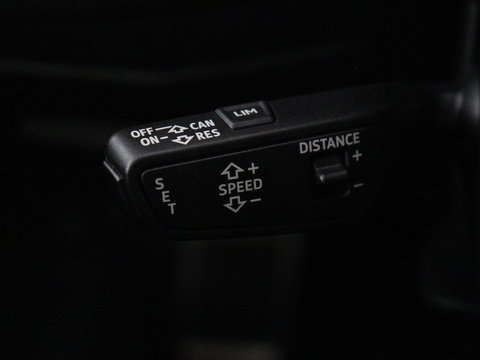 Audi S3 2.0 TFSI quattro | Adaptive cruise | Bang & Olufsen | Matrix LED | Leder/Alcantara | Park Assist | Stoelverwarming | Virtual Cockpit | Carplay | Navigatie | Sportstoelen | Climate control