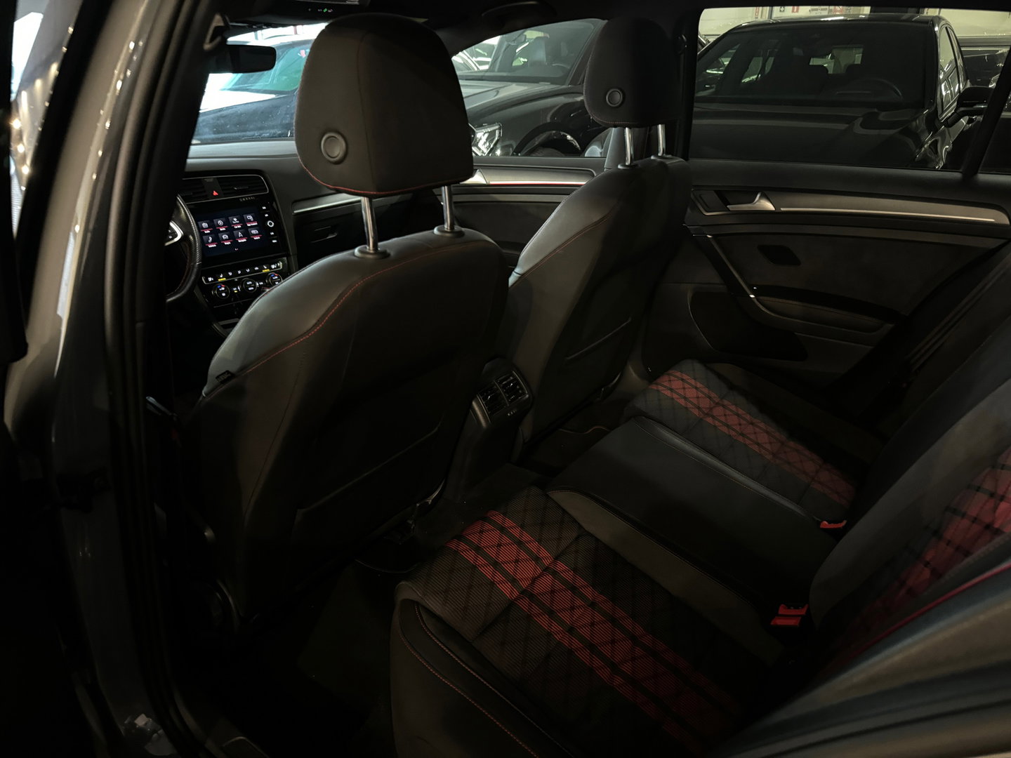 Volkswagen Golf 2.0 TSI GTI TCR Pano|Keyless|DCC|ACC|Camera