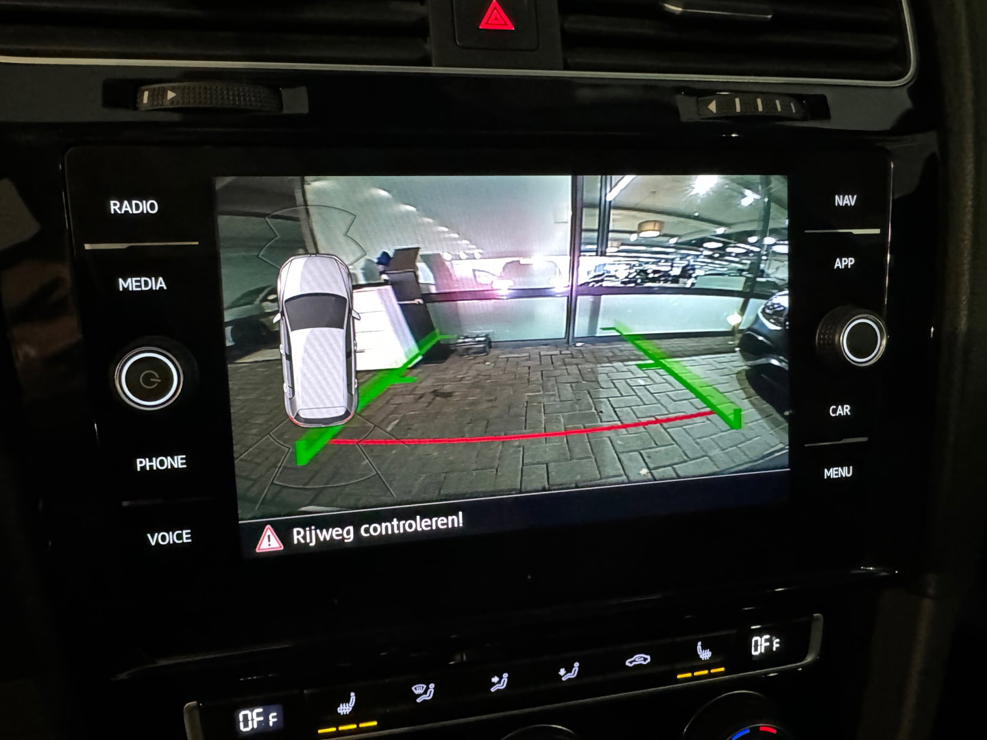 Volkswagen Golf 2.0 TSI GTI TCR Pano|Keyless|DCC|ACC|Camera