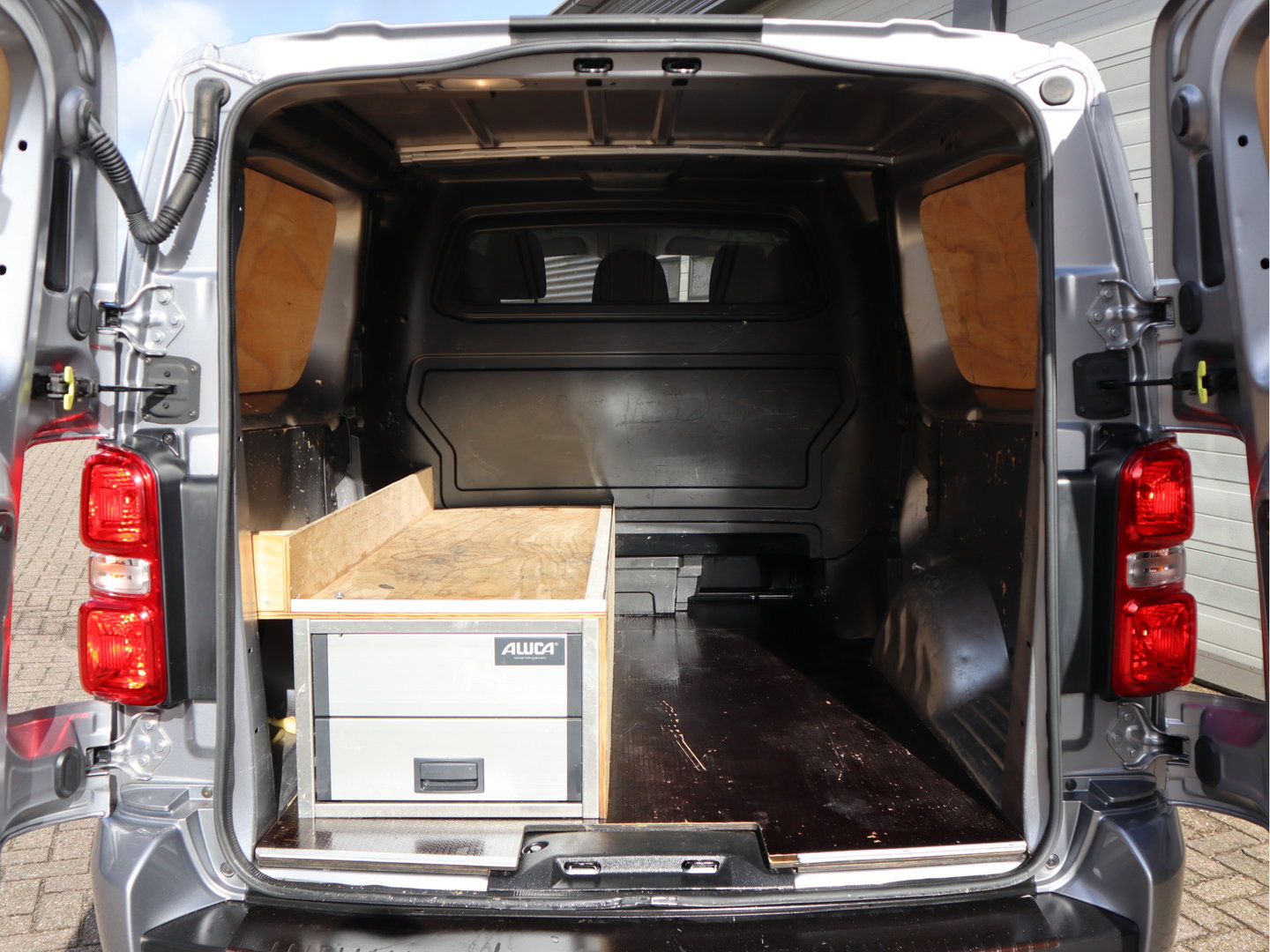 Fiat Scudo 2.0 MultiJet 177pk Euro 6 Automaat DC 5 Pers. - Trekhaak - Apple