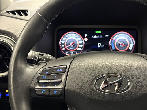 Hyundai KONA EV Comfort Smart 39 kWh | SOH 100% | Standkachel | Krell Sound | Camera | Stuurwielverwarming | Stoelverwarming | Lane Assist | Dodehoeksensor | Adaptieve Cruise Control | DAB |