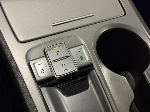 Hyundai KONA EV Comfort Smart 39 kWh | SOH 100% | Standkachel | Krell Sound | Camera | Stuurwielverwarming | Stoelverwarming | Lane Assist | Dodehoeksensor | Adaptieve Cruise Control | DAB |
