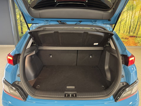 Hyundai KONA EV Comfort Smart 39 kWh | SOH 100% | Standkachel | Krell Sound | Camera | Stuurwielverwarming | Stoelverwarming | Lane Assist | Dodehoeksensor | Adaptieve Cruise Control | DAB |
