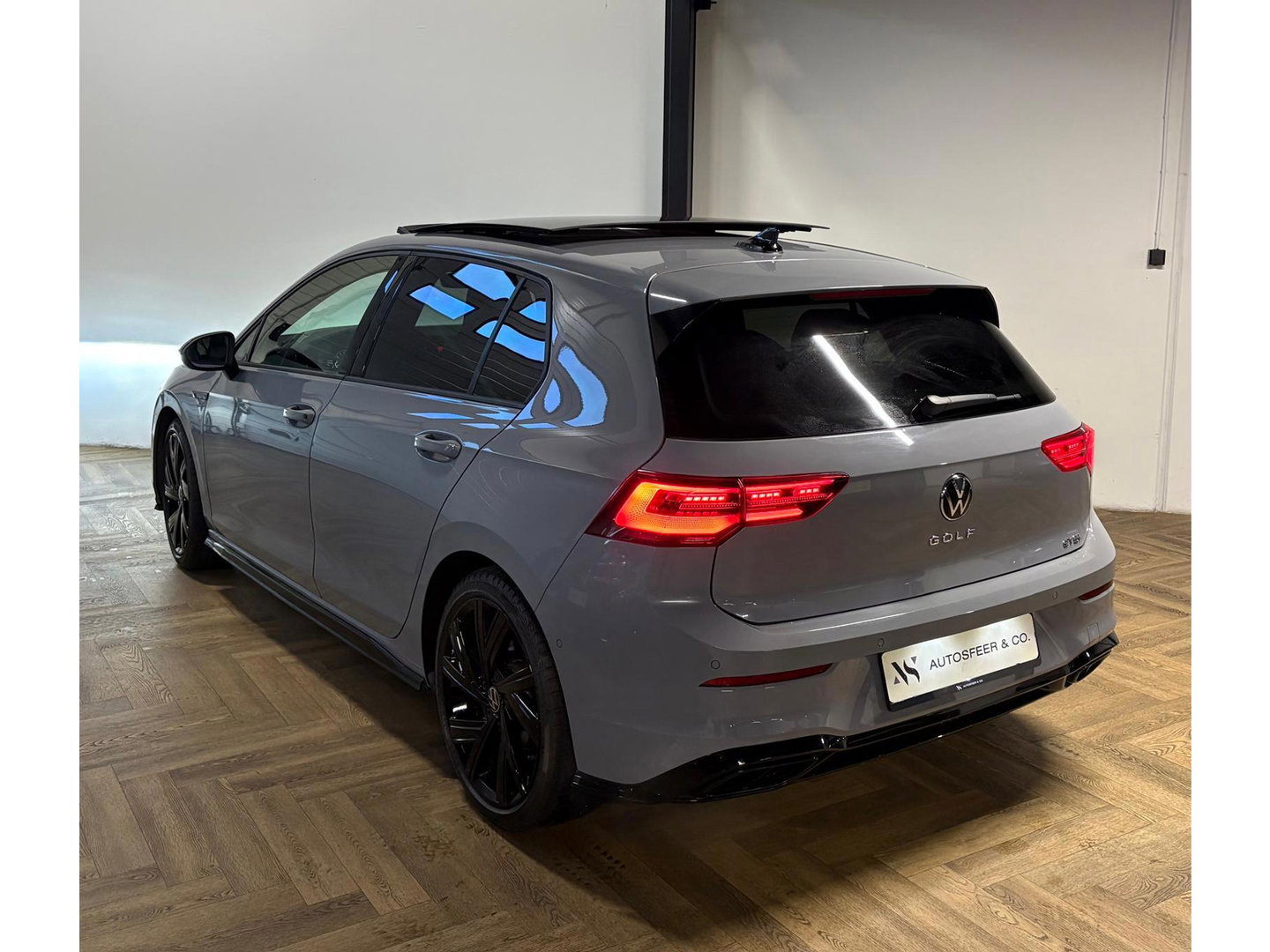 Volkswagen Golf 1.5 eTSI R-Line PANO HUD SFEER VOL'