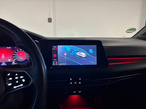 Volkswagen Golf 1.5 eTSI R-Line PANO HUD SFEER VOL'
