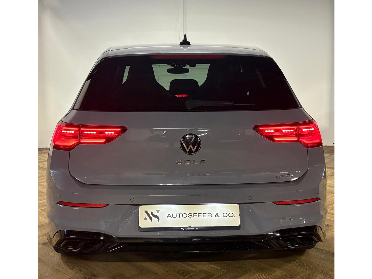 Volkswagen Golf 1.5 eTSI R-Line PANO HUD SFEER VOL'