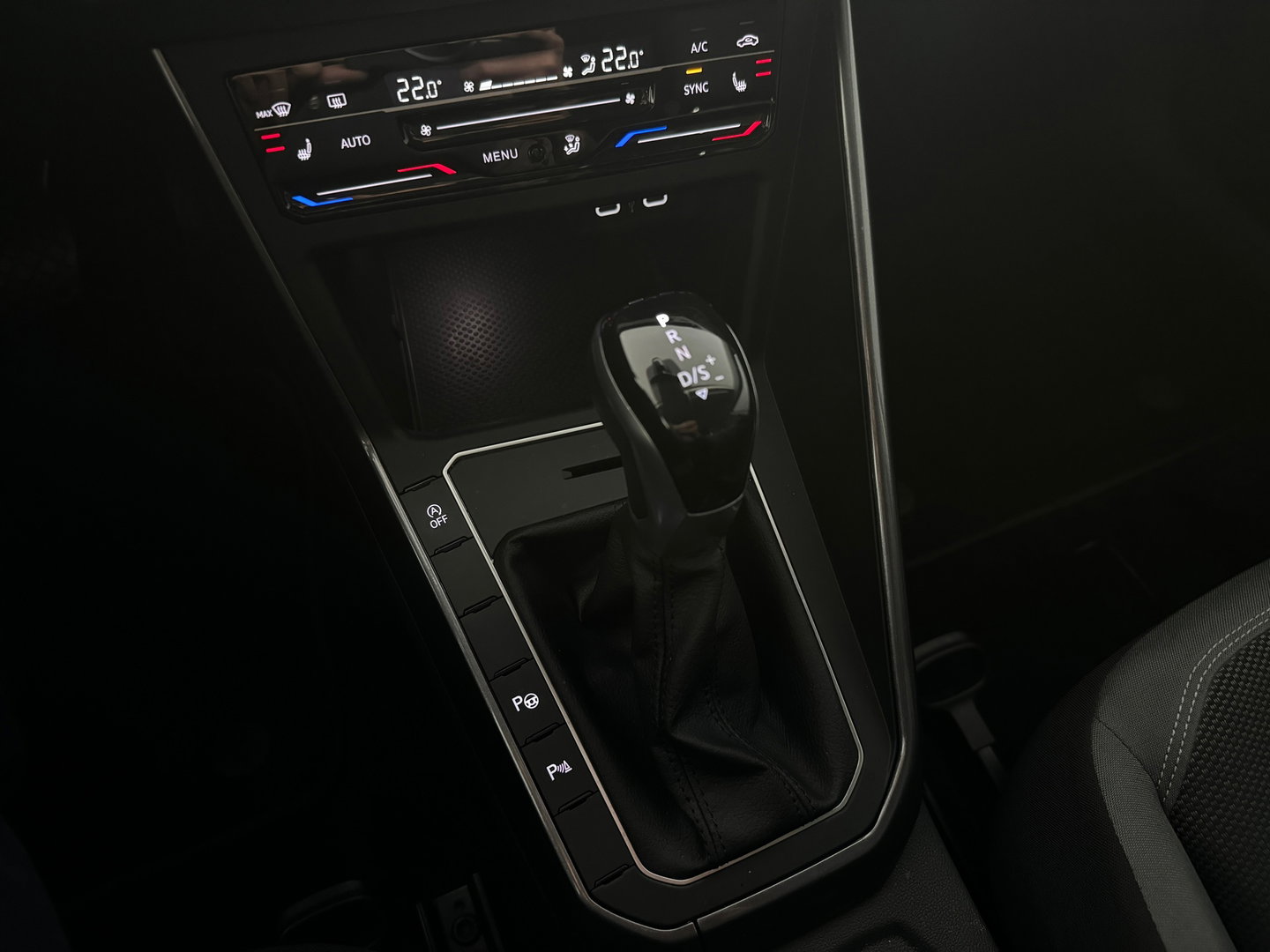 Volkswagen Polo 1.0 TSI Style ACC|Dodoehoek|IQ|Stoelverwarming