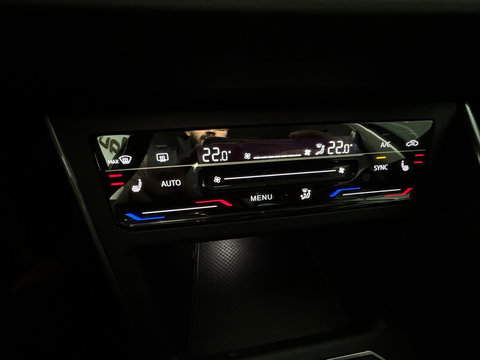 Volkswagen Polo 1.0 TSI Style ACC|Dodoehoek|IQ|Stoelverwarming