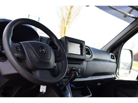 Opel Movano 2.3 Turbo L1H1 Black Edition Camera, Cruise, Carplay, Clima, 150pk, Automaat, Trekhaak, NAVI, Sensoren, Uniek!