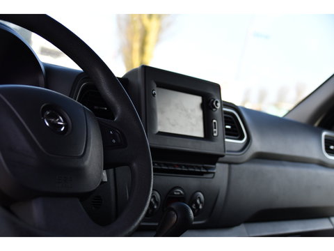 Opel Movano 2.3 Turbo L1H1 Black Edition Camera, Cruise, Carplay, Clima, 150pk, Automaat, Trekhaak, NAVI, Sensoren, Uniek!