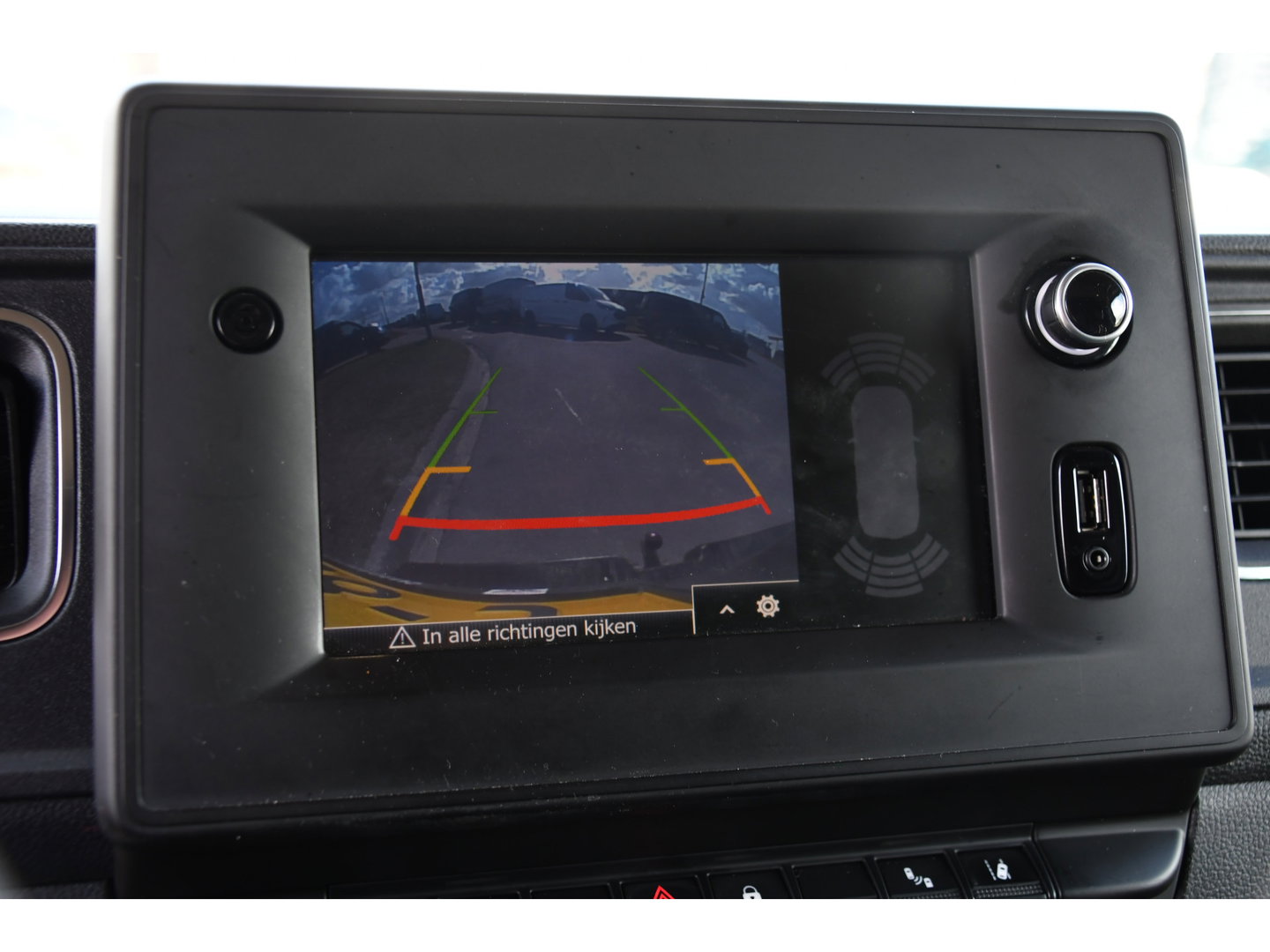 Opel Movano 2.3 Turbo L1H1 Black Edition Camera, Cruise, Carplay, Clima, 150pk, Automaat, Trekhaak, NAVI, Sensoren, Uniek!