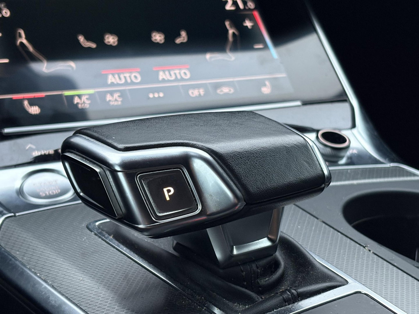 Audi A6 Avant 50 TDI QUATTRO SPORT S LINE LEDER | TREKHAAK | MATRIX LED | 360 | STOELVERWARMING