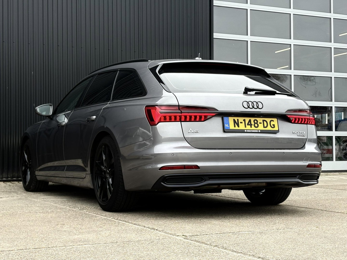 Audi A6 Avant 50 TDI QUATTRO SPORT S LINE LEDER | TREKHAAK | MATRIX LED | 360 | STOELVERWARMING
