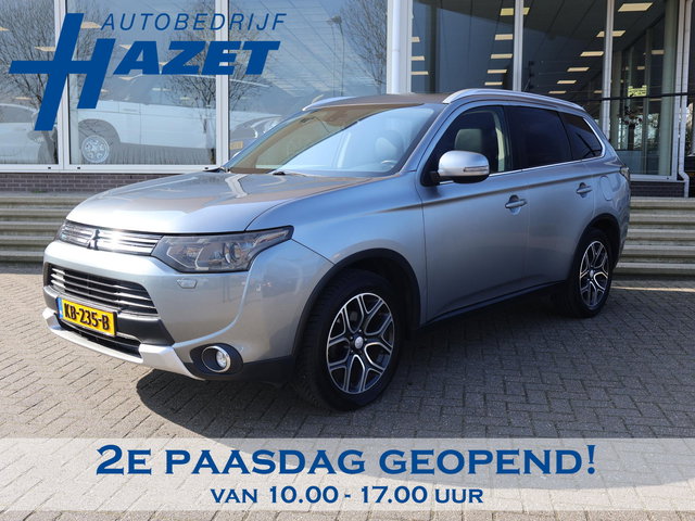 Mitsubishi Outlander - 2.0 PHEV INSTYLE+ | SCHUIFDAK | TREKHAAK | ADAPTIVE CRUISE | CAMERA | 18 INCH | STOELVERW.