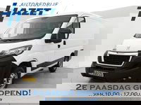 Peugeot Boxer - 330 2.0 BLUEHDI 130 PK EURO 6 + CAMERA | TREKHAAK | NAVIGATIE | CRUISE | AIRCO