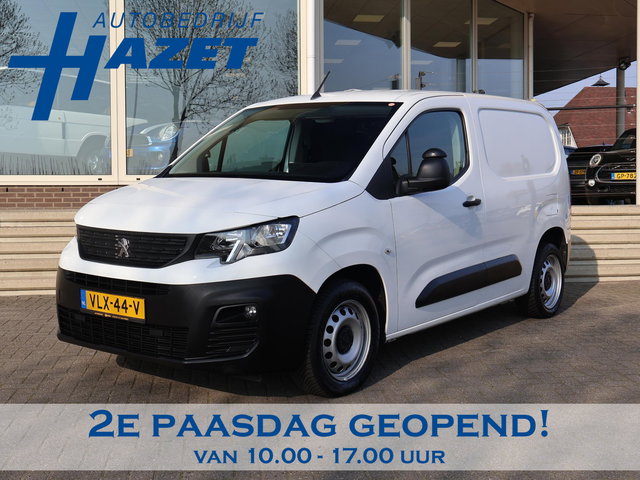 Peugeot Partner - 1.5 BLUEHDI 100 PK PREMIUM + BOTT KAST | 230V OMVORMER | TREKHAAK | APPLE CARPLAY
