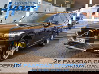 Volvo XC90 - 2.0 T5 AWD 254 PK AUT. BENZINE GRIJS KENTEKEN VAN + WEGKL. TREKHAAK | ADAPTIVE CRUISE | LEDER | CAMERA