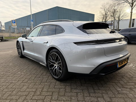 Porsche Taycan Sport Turismo Black Edition 105 kWh Pano l Massage l bijrijders scherm