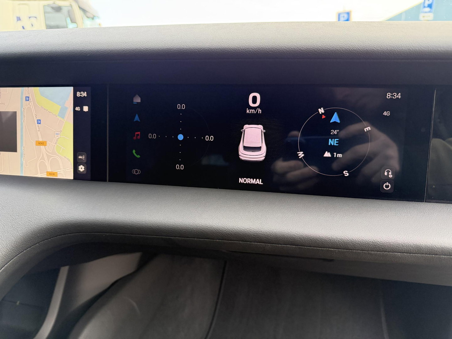 Porsche Taycan Sport Turismo Black Edition 105 kWh Pano l Massage l bijrijders scherm