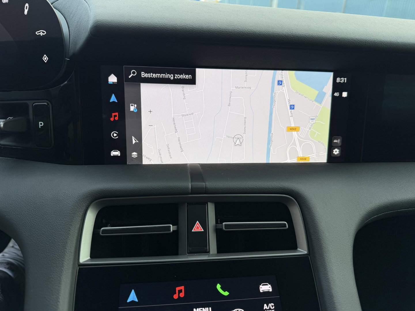 Porsche Taycan Sport Turismo Black Edition 105 kWh Pano l Massage l bijrijders scherm