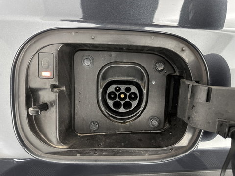 Hyundai Tucson 1.6 T-GDI PHEV Comfort Smart 4WD (INCL.BTW) *LEATHER | FULL-LED | ADAPTIVE-CRUISE | HEATED-COMFORTSEATS | KEYLESS | CAMERA | DIGI-COCKPIT | PRIVACY-GLASS | SHIFT-PADDLES | ECC | PDC | 19''ALU*