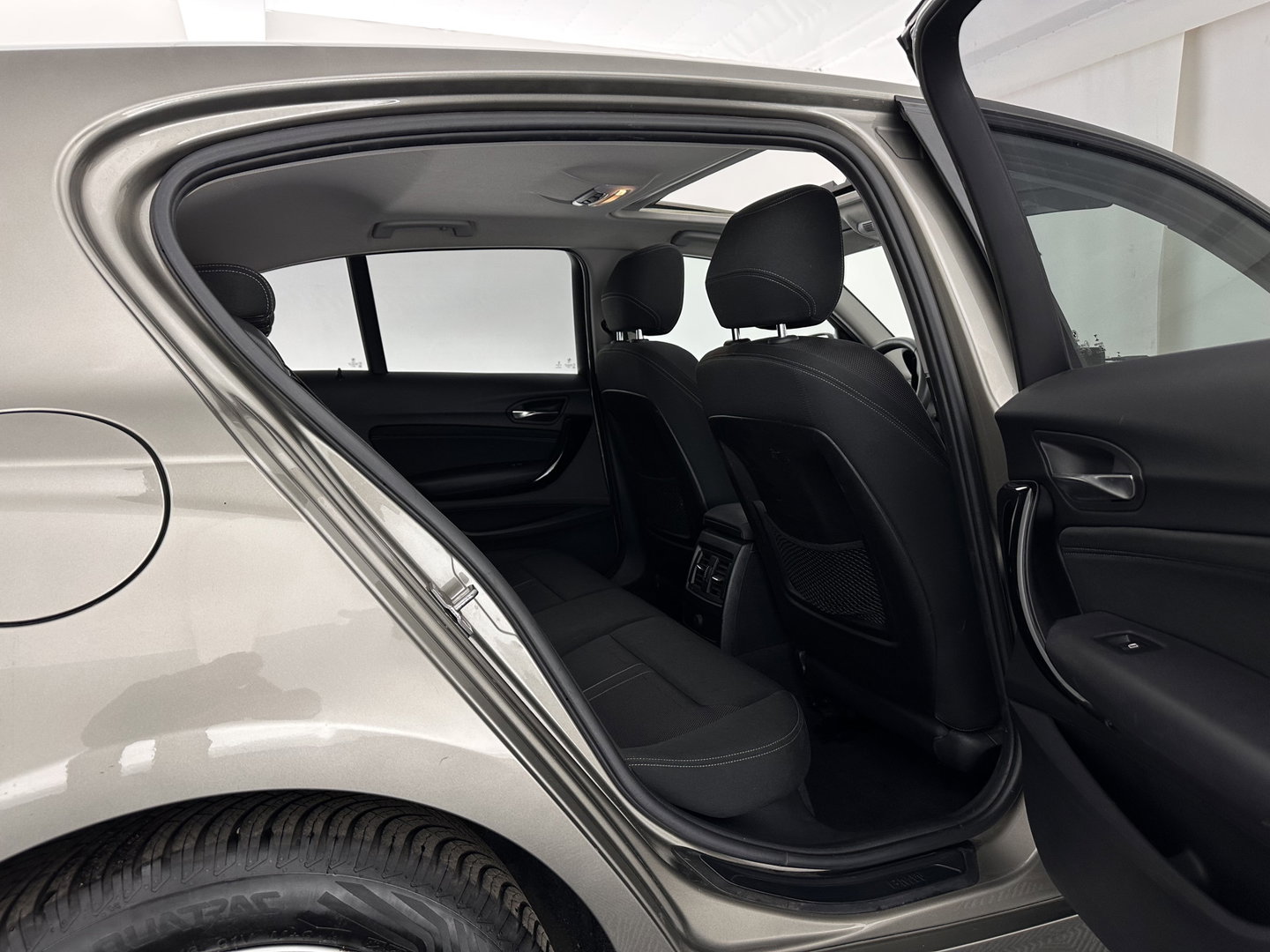 BMW 1-serie 116d EDE Corporate Lease Sport #GEARBOX AUDIBLE#*PANO | FULL-LED | HEATED-SPORTSEATS | KEYLESS | NAVI-FULLMAP | PRIVACY-GLASS | ECC | PDC | CRUISE | 16''ALU*