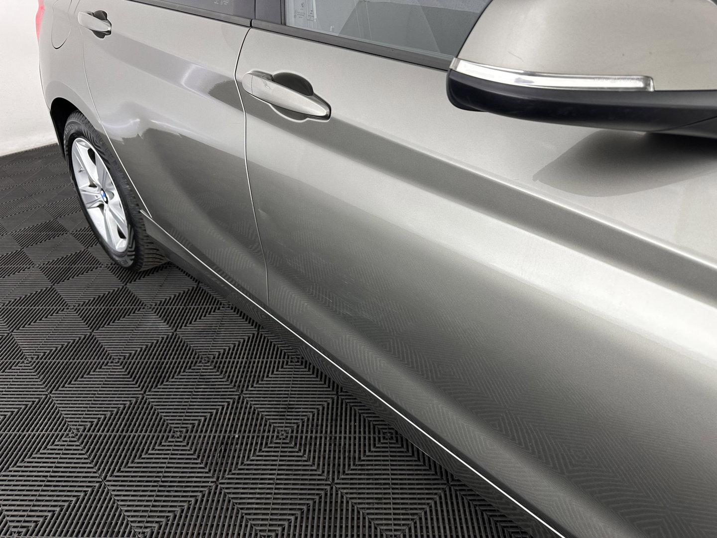 BMW 1-serie 116d EDE Corporate Lease Sport #GEARBOX AUDIBLE#*PANO | FULL-LED | HEATED-SPORTSEATS | KEYLESS | NAVI-FULLMAP | PRIVACY-GLASS | ECC | PDC | CRUISE | 16''ALU*