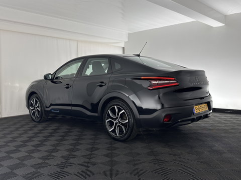 Citroën Ë-C4 X Feel Pack 50 kWh [ 3-Fase-11Kw ] {SOH-91%} (INCL-BTW) *HEATPUMP | FULL-LED | LEATHER-FABRIC | DIGI-COCKPIT | DAB | COMFORTSEATS | CAMERA | ECC | CARPLAY | LANE-ASSIST | PDC | CRUISE | 18''ALU*