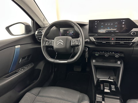 Citroën Ë-C4 X Feel Pack 50 kWh [ 3-Fase-11Kw ] {SOH-91%} (INCL-BTW) *HEATPUMP | FULL-LED | LEATHER-FABRIC | DIGI-COCKPIT | DAB | COMFORTSEATS | CAMERA | ECC | CARPLAY | LANE-ASSIST | PDC | CRUISE | 18''ALU*