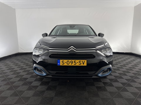 Citroën Ë-C4 X Feel Pack 50 kWh [ 3-Fase-11Kw ] {SOH-91%} (INCL-BTW) *HEATPUMP | FULL-LED | LEATHER-FABRIC | DIGI-COCKPIT | DAB | COMFORTSEATS | CAMERA | ECC | CARPLAY | LANE-ASSIST | PDC | CRUISE | 18''ALU*
