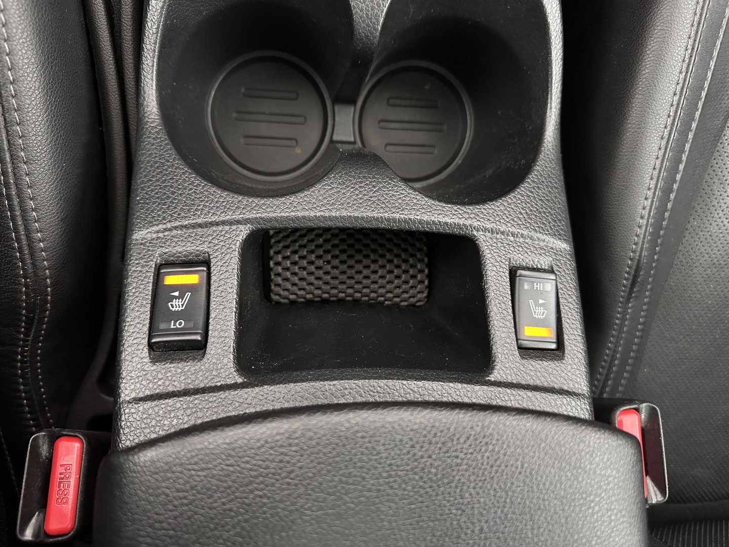 Nissan QASHQAI 1.2 Tekna *PANO | FULL-LEATHER | TOP-VIEW | BLIND-SPOT | NAVI-FULLMAP | HEATED-COMFORTSEATS | KEYLESS | DAB+ | PRIVACY-GLASS | 19''ALU | TOWBAR*