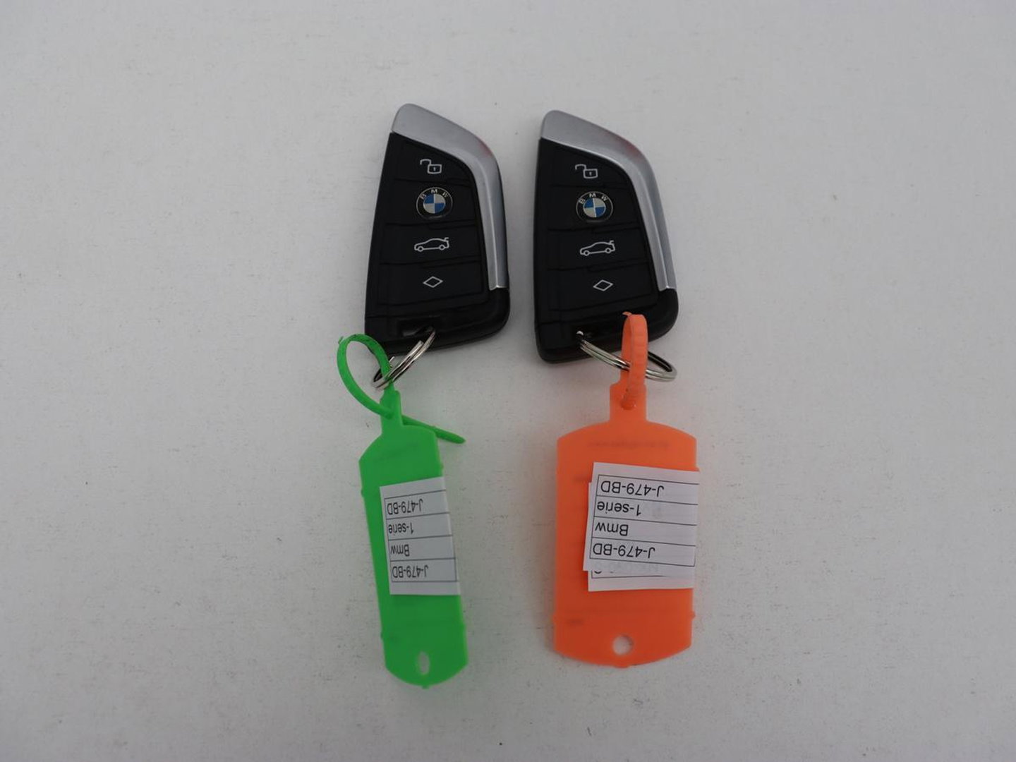 BMW 1-serie 118i M Sport | Panoramadak | Stoelverwarming | Harman/Kardon | Camera | Live Cockpit | Carplay | Sfeerverlichting | Sportstoelen | Full LED | Navigatie | Half leder | Park Assist | Climate control