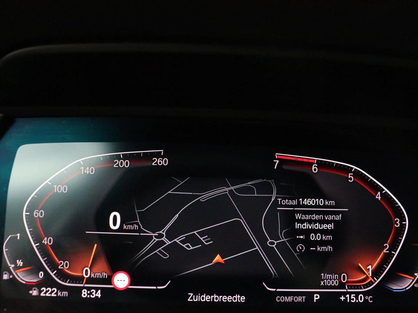 BMW 1-serie 118i M Sport | Panoramadak | Stoelverwarming | Harman/Kardon | Camera | Live Cockpit | Carplay | Sfeerverlichting | Sportstoelen | Full LED | Navigatie | Half leder | Park Assist | Climate control