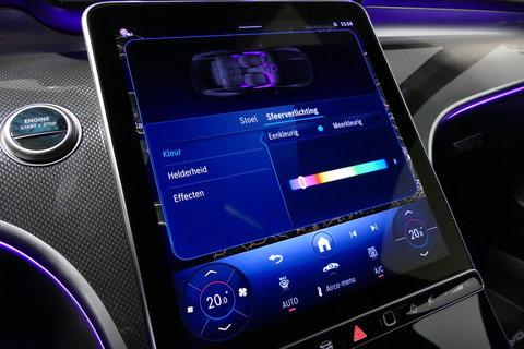 Mercedes-Benz CLE Coupé 300 e AMG Line / E53 AMG Look / Maxton design Bodykit / Panoramadak / Elektr. verstelbare voorstoelen + memory / Digital Light (Laser) / Apple Carplay - Android Auto / Stoelverwarming / Ambienteverlichting / 20'' LMV / Stuurwiel verwarming / Night p