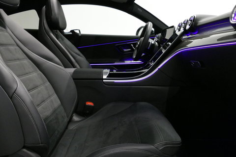 Mercedes-Benz CLE Coupé 300 e AMG Line / E53 AMG Look / Maxton design Bodykit / Panoramadak / Elektr. verstelbare voorstoelen + memory / Digital Light (Laser) / Apple Carplay - Android Auto / Stoelverwarming / Ambienteverlichting / 20'' LMV / Stuurwiel verwarming / Night p
