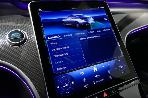 Mercedes-Benz CLE Coupé 300 e AMG Line / E53 AMG Look / Maxton design Bodykit / Panoramadak / Elektr. verstelbare voorstoelen + memory / Digital Light (Laser) / Apple Carplay - Android Auto / Stoelverwarming / Ambienteverlichting / 20'' LMV / Stuurwiel verwarming / Night p