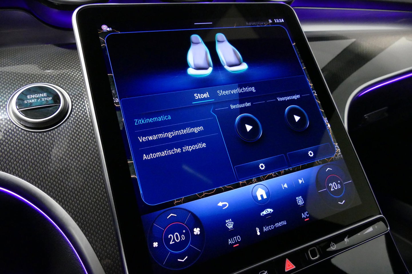 Mercedes-Benz CLE Coupé 300 e AMG Line / E53 AMG Look / Maxton design Bodykit / Panoramadak / Elektr. verstelbare voorstoelen + memory / Digital Light (Laser) / Apple Carplay - Android Auto / Stoelverwarming / Ambienteverlichting / 20'' LMV / Stuurwiel verwarming / Night p