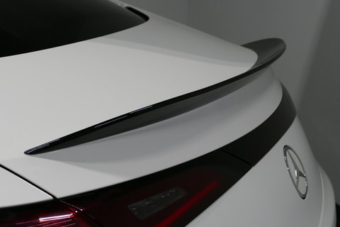 Mercedes-Benz CLE Coupé 300 e AMG Line / E53 AMG Look / Maxton design Bodykit / Panoramadak / Elektr. verstelbare voorstoelen + memory / Digital Light (Laser) / Apple Carplay - Android Auto / Stoelverwarming / Ambienteverlichting / 20'' LMV / Stuurwiel verwarming / Night p