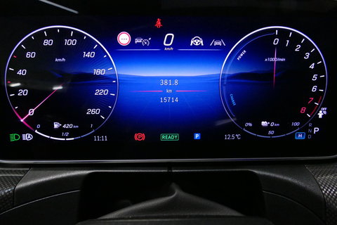 Mercedes-Benz CLE Coupé 300 e AMG Line / E53 AMG Look / Maxton design Bodykit / Panoramadak / Elektr. verstelbare voorstoelen + memory / Digital Light (Laser) / Apple Carplay - Android Auto / Stoelverwarming / Ambienteverlichting / 20'' LMV / Stuurwiel verwarming / Night p