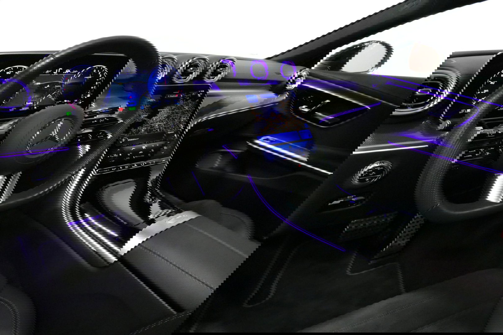 Mercedes-Benz CLE Coupé 300 e AMG Line / E53 AMG Look / Maxton design Bodykit / Panoramadak / Elektr. verstelbare voorstoelen + memory / Digital Light (Laser) / Apple Carplay - Android Auto / Stoelverwarming / Ambienteverlichting / 20'' LMV / Stuurwiel verwarming / Night p