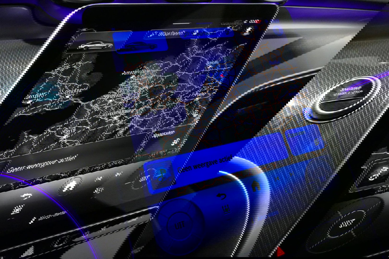 Mercedes-Benz CLE Coupé 300 e AMG Line / E53 AMG Look / Maxton design Bodykit / Panoramadak / Elektr. verstelbare voorstoelen + memory / Digital Light (Laser) / Apple Carplay - Android Auto / Stoelverwarming / Ambienteverlichting / 20'' LMV / Stuurwiel verwarming / Night p