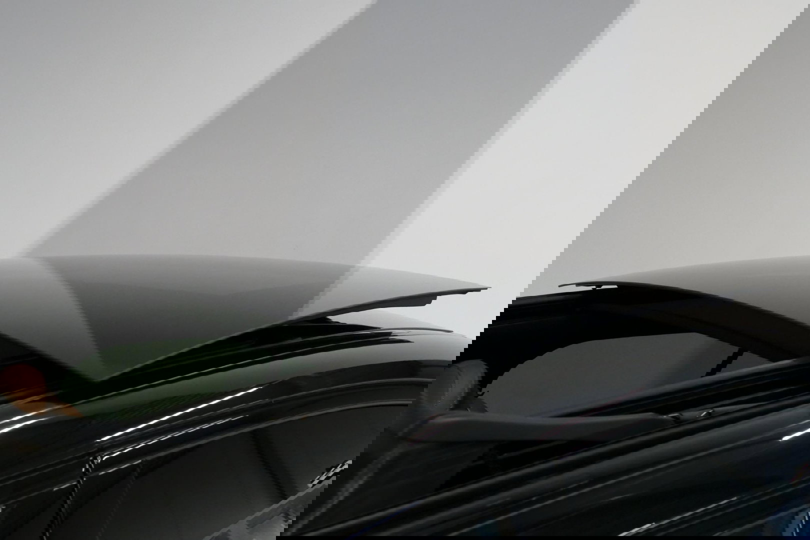 Mercedes-Benz E-Klasse 300 e AMG Line / E53 Diffuser / Maxton Design Bodykit V.2 / Panoramadak / Elektr. verstelbare voorstoelen + memory / Burmester 4D Surround Sound / Stoelkoeling & -verwarming / HUD / Apple Carplay - Android Auto / Ambienteverlichting / Rondomzichtcamera / 