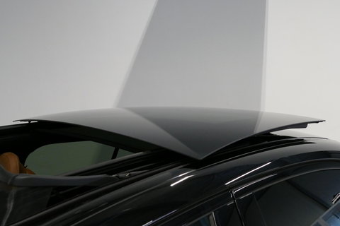 Mercedes-Benz E-Klasse 300 e AMG Line / E53 Diffuser / Maxton Design Bodykit V.2 / Panoramadak / Elektr. verstelbare voorstoelen + memory / Burmester 4D Surround Sound / Stoelkoeling & -verwarming / HUD / Apple Carplay - Android Auto / Ambienteverlichting / Rondomzichtcamera / 