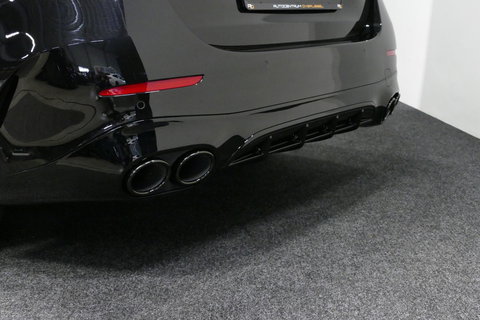 Mercedes-Benz E-Klasse 300 e AMG Line / E53 Diffuser / Maxton Design Bodykit V.2 / Panoramadak / Elektr. verstelbare voorstoelen + memory / Burmester 4D Surround Sound / Stoelkoeling & -verwarming / HUD / Apple Carplay - Android Auto / Ambienteverlichting / Rondomzichtcamera / 